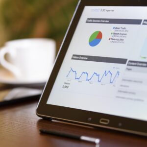 Superando o Desemprego: Ela Encontrou no Marketing Digital a Solução