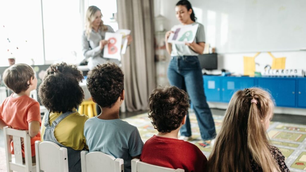 Orçamento de 2026 prevê reforço em investimentos, PAC, Saúde e Educação: prioridades e impactos
