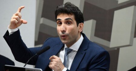 Mercado Acredita que Menor Dependência dos EUA Virou Proteção do Brasil contra Tarifaço, Diz Galípolo