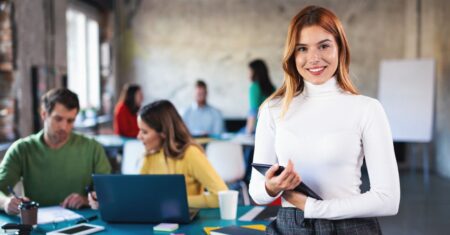 Como Construir Sua Primeira Renda Online Antes de Virar Nômade Digital (Do Zero, Sem Mentiras)