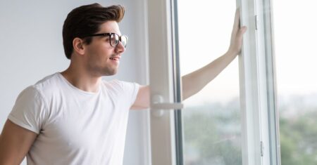 Eu Ganhei R$ 847 em Um Sábado Vendendo Coisas que Já Tinha em Casa